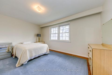 Photo 11 at 2 Hartsdale Drive, Richview, Toronto