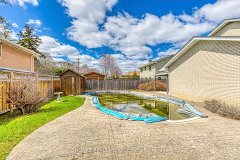 Photo 27 at 2 Hartsdale Drive, Richview, Toronto