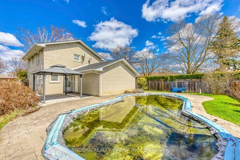 Photo 30 at 2 Hartsdale Drive, Richview, Toronto