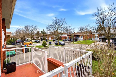 Photo 2 at 43 Robbinstone Drive, Malvern, Toronto