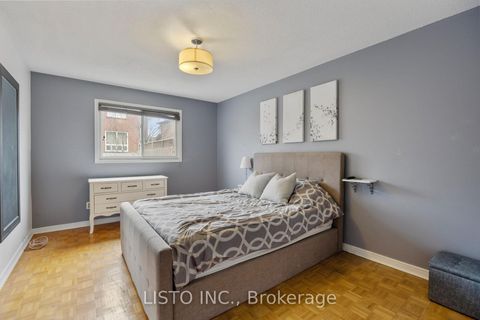 Photo 21 at 43 Robbinstone Drive, Malvern, Toronto