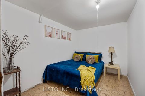 Photo 35 at 43 Robbinstone Drive, Malvern, Toronto