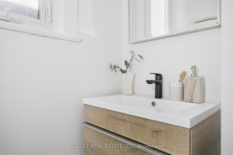 Photo 13 at 118 Mountjoy Avenue, Coxwell, Toronto