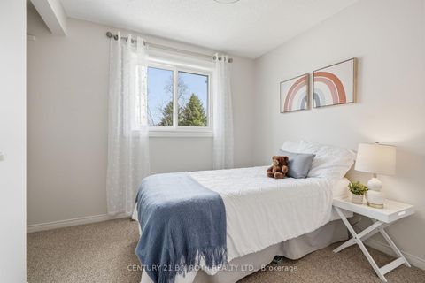 Photo 21 at 130 Athabaska Road, Holly, Barrie