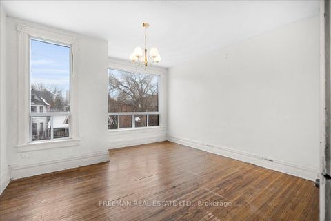 Photo 10 at 116 Brunswick Avenue, University, Toronto