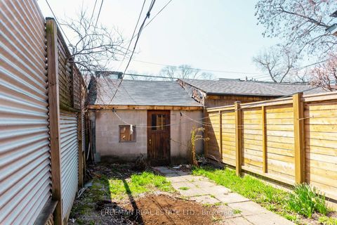 Photo 20 at 116 Brunswick Avenue, University, Toronto