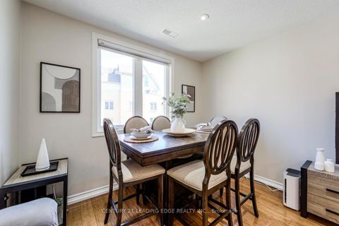 Photo 11 at 608 - 75 Weldrick Road E, Observatory, Richmond Hill