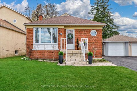 Photo 1 at 51 BARRHEAD Crescent, Kipling, Toronto