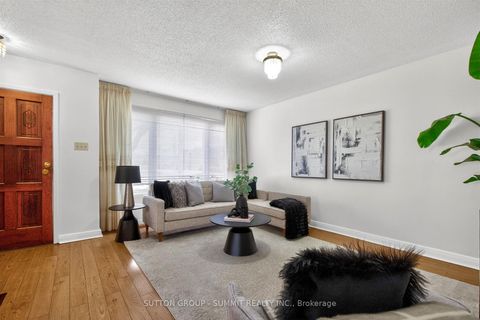 Photo 6 at 51 BARRHEAD Crescent, Kipling, Toronto