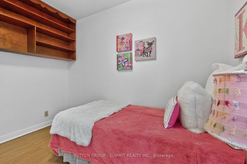 Photo 23 at 51 BARRHEAD Crescent, Kipling, Toronto