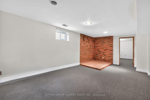 Photo 27 at 51 BARRHEAD Crescent, Kipling, Toronto