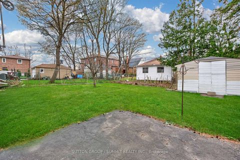 Photo 42 at 51 BARRHEAD Crescent, Kipling, Toronto