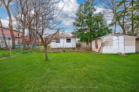 Photo 45 at 51 BARRHEAD Crescent, Kipling, Toronto