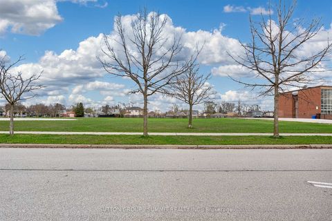 Photo 46 at 51 BARRHEAD Crescent, Kipling, Toronto