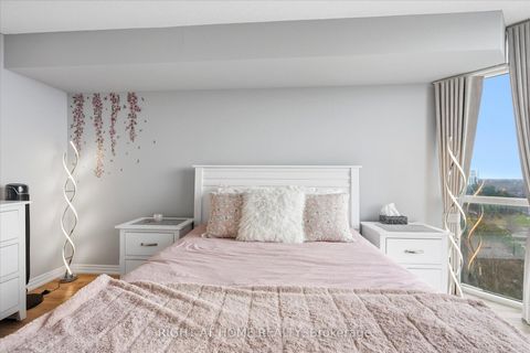 Photo 18 at 824 - 11753 Sheppard Avenue E, Rouge E11, Toronto