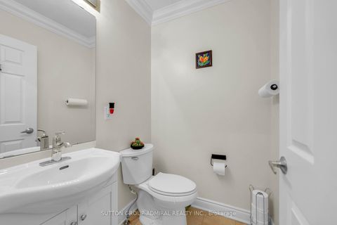 Photo 10 at 7 Gamble Glen Crescent, Westbrook, Richmond Hill