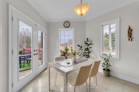 Photo 15 at 7 Gamble Glen Crescent, Westbrook, Richmond Hill