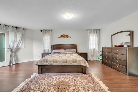 Photo 25 at 7 Gamble Glen Crescent, Westbrook, Richmond Hill