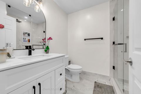 Photo 31 at 7 Gamble Glen Crescent, Westbrook, Richmond Hill