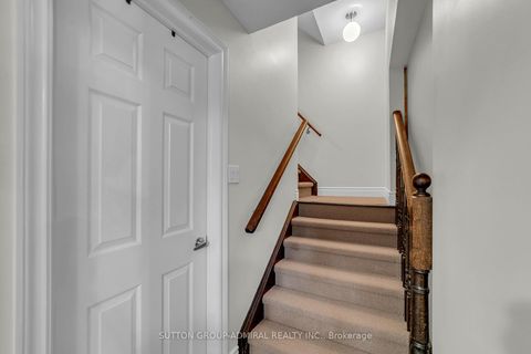 Photo 33 at 7 Gamble Glen Crescent, Westbrook, Richmond Hill