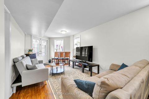 Photo 35 at 7 Gamble Glen Crescent, Westbrook, Richmond Hill