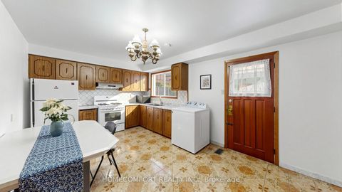 Photo 13 at 76 Barrington Avenue, Lumsden, Toronto