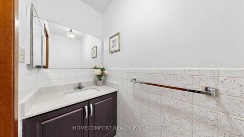 Photo 16 at 76 Barrington Avenue, Lumsden, Toronto