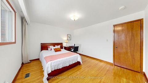 Photo 22 at 76 Barrington Avenue, Lumsden, Toronto
