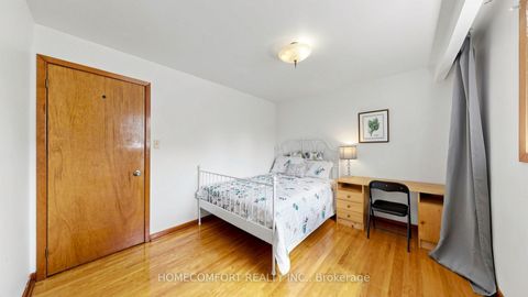 Photo 28 at 76 Barrington Avenue, Lumsden, Toronto