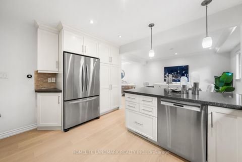 Photo 13 at 11 Jondan Crescent, Royal Orchard, Markham