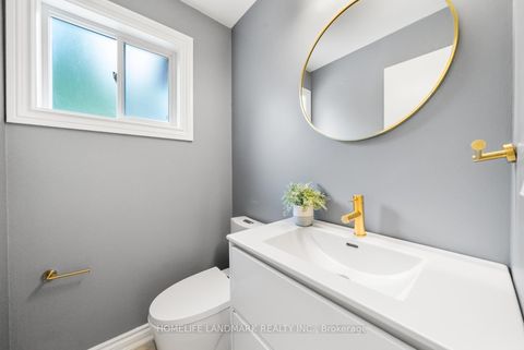 Photo 16 at 11 Jondan Crescent, Royal Orchard, Markham