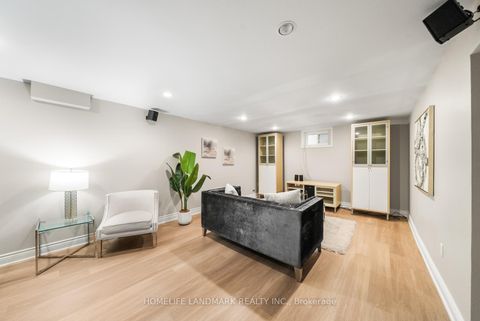 Photo 28 at 11 Jondan Crescent, Royal Orchard, Markham