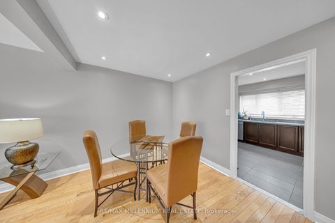 Photo 6 at 5 - 10 Grandravine Drive, York University Heights, Toronto