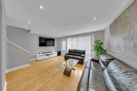 Photo 9 at 5 - 10 Grandravine Drive, York University Heights, Toronto