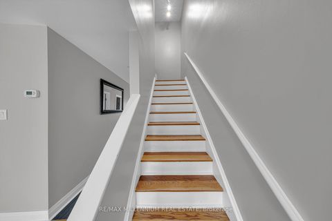 Photo 14 at 5 - 10 Grandravine Drive, York University Heights, Toronto