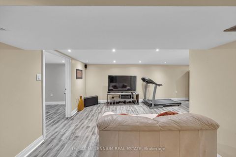 Photo 31 at 5 - 10 Grandravine Drive, York University Heights, Toronto
