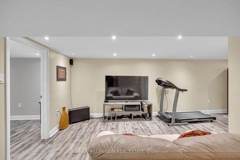 Photo 32 at 5 - 10 Grandravine Drive, York University Heights, Toronto