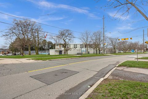 Photo 35 at 5 - 10 Grandravine Drive, York University Heights, Toronto