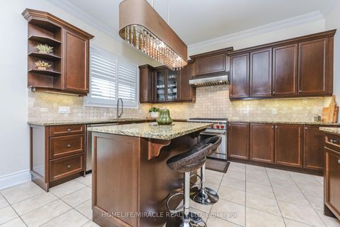 Photo 35 at 37 Venkata Drive, Kleinburg, Vaughan