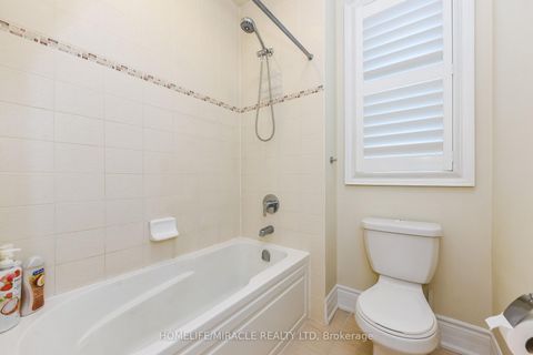 Photo 38 at 37 Venkata Drive, Kleinburg, Vaughan