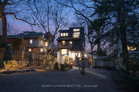 Photo 12 at 18 Blantyre Avenue, Cliffside, Toronto