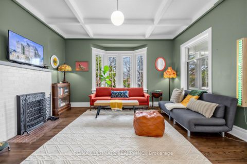 Photo 15 at 18 Blantyre Avenue, Cliffside, Toronto