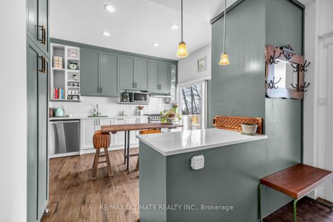 Photo 21 at 18 Blantyre Avenue, Cliffside, Toronto