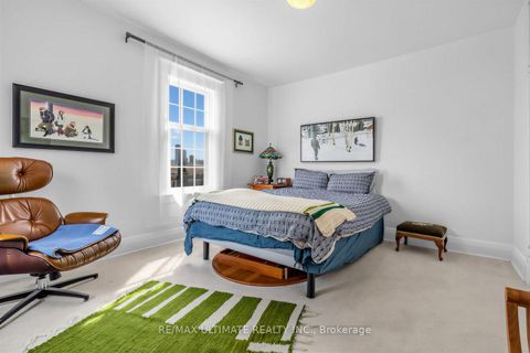 Photo 31 at 18 Blantyre Avenue, Cliffside, Toronto