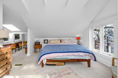 Photo 37 at 18 Blantyre Avenue, Cliffside, Toronto