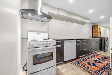 Photo 44 at 18 Blantyre Avenue, Cliffside, Toronto