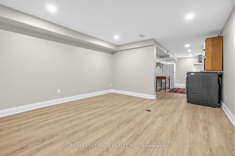 Photo 47 at 18 Blantyre Avenue, Cliffside, Toronto