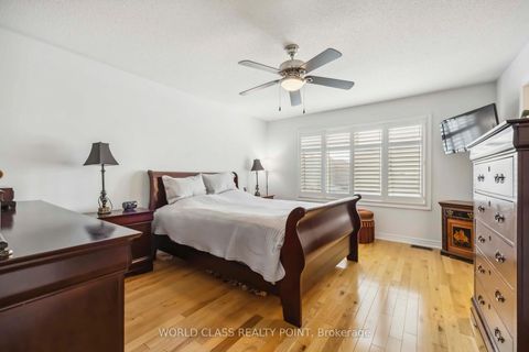 Photo 20 at 131 Lormel Gate, Vellore Village, Vaughan