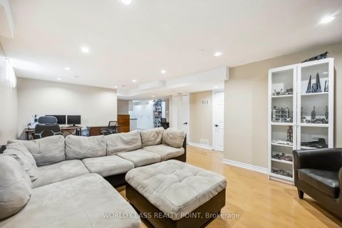 Photo 41 at 131 Lormel Gate, Vellore Village, Vaughan