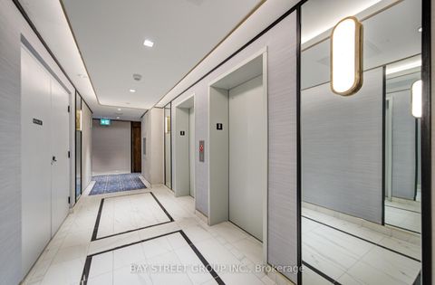 Photo 4 at 210 - 120 Eagle Rock Way, Rural Vaughan, Vaughan